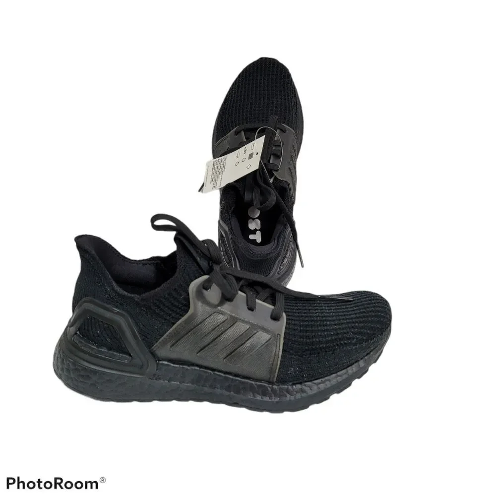 ADIDAS Ultraboost 19 Size 5.5‎